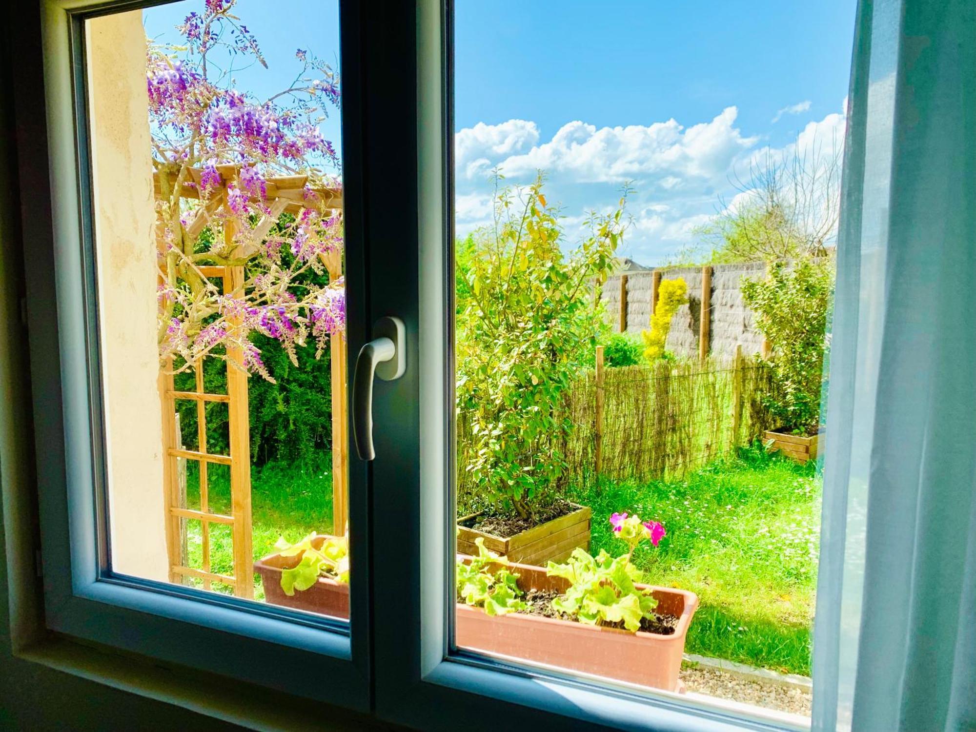 Gite Clair De Lune Monts-sur-Guesnes Extérieur photo